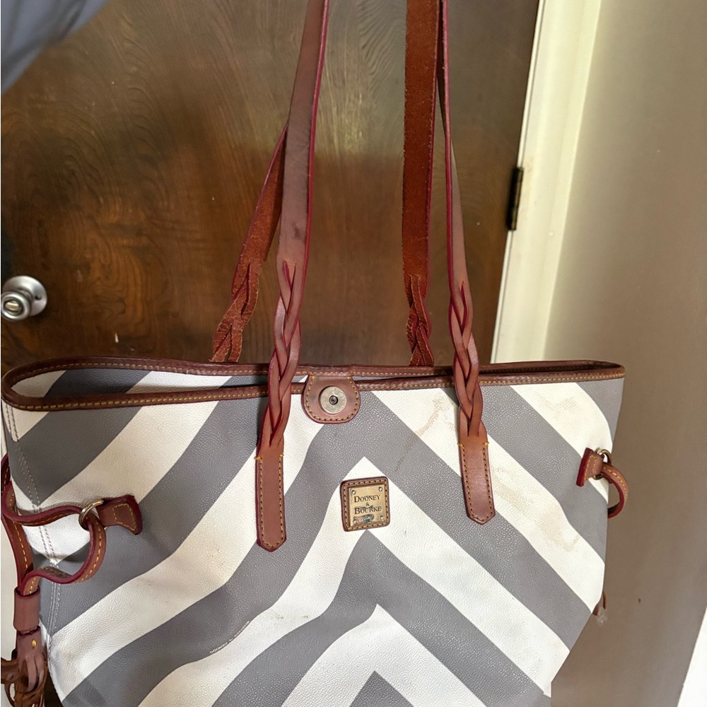 Dooney & Bourke striped bag
